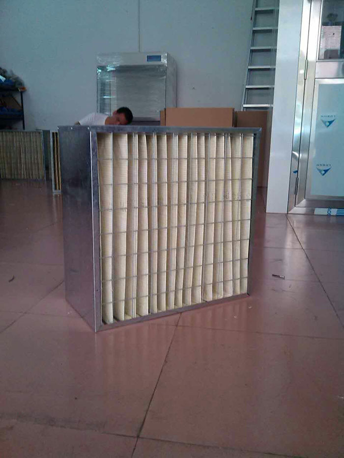 鸟笼式中效草莓成视频人APP下载特点又称为中效鸟笼式草莓成视频人APP下载特点也叫箱式中效草莓成视频人APP下载特点、组合式中效草莓成视频人APP下载特点