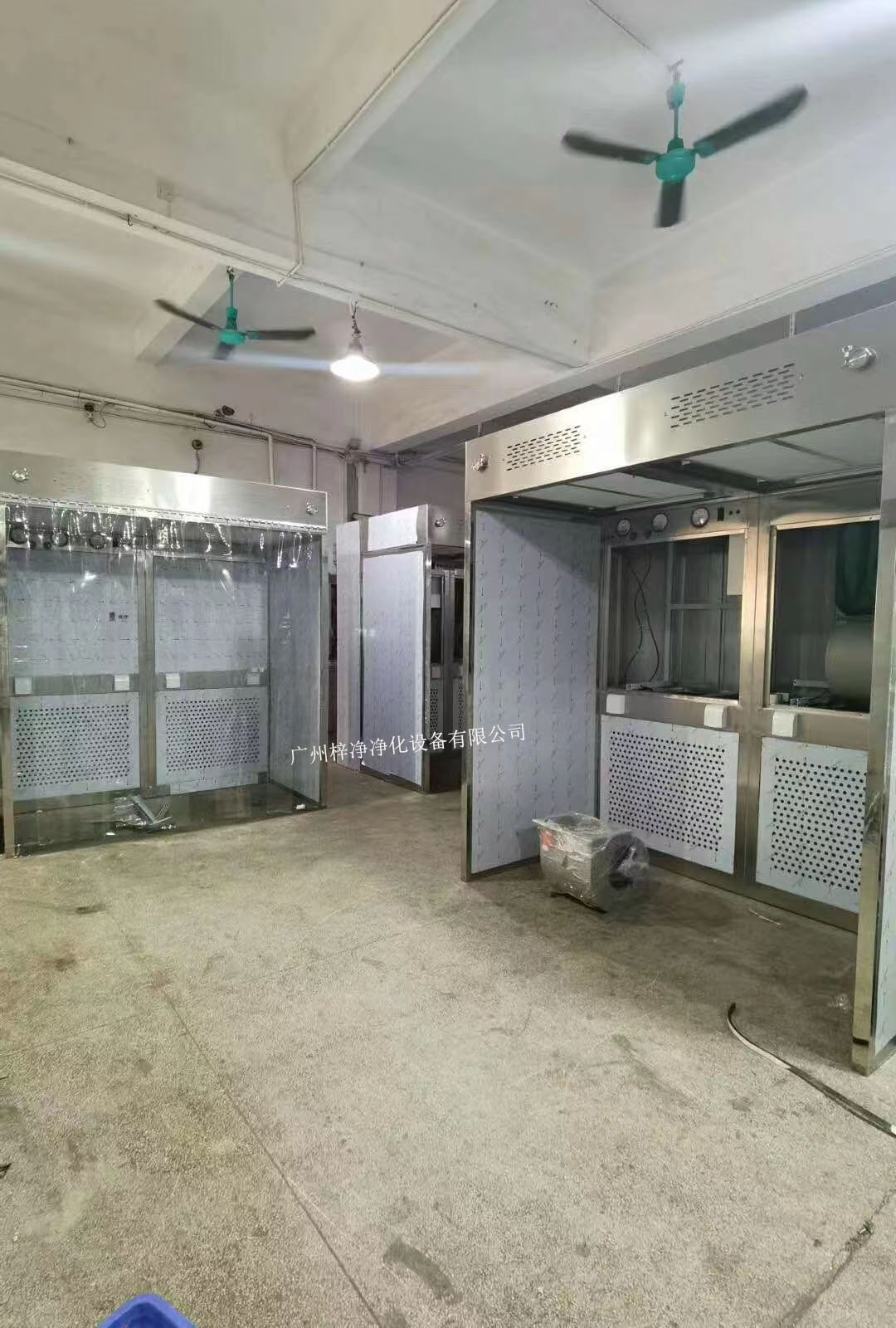 负压称量室草莓视频在线观看黄由工作区、回风箱体、风机箱体、出风箱体及外箱体几大部分拼装而成。